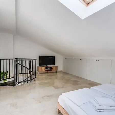 Apartment Cute On Calle Juan Herrera In Center *
