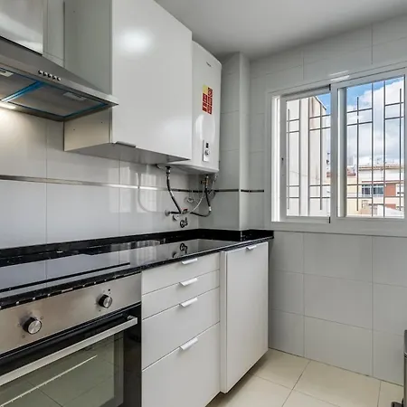 Cute On Calle Juan Herrera In Center Apartment Malaga